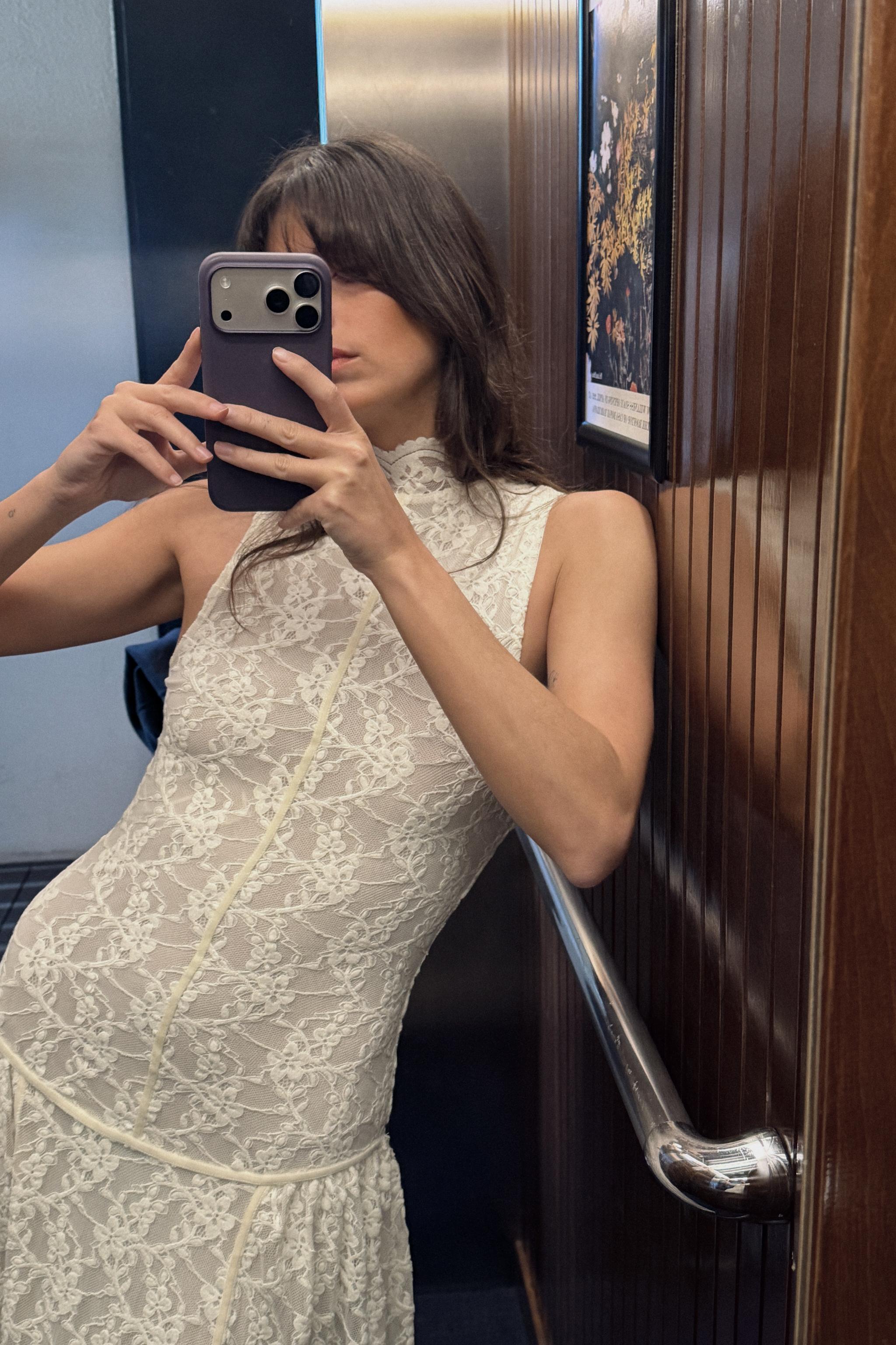 LONG LACE DRESS